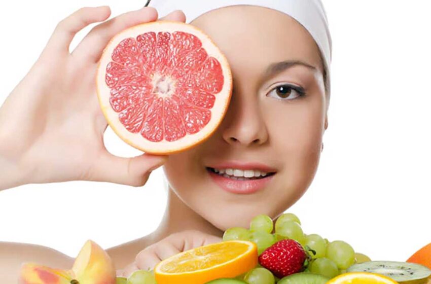  Top 10 Foods To Get a Glowing Skin in Summers