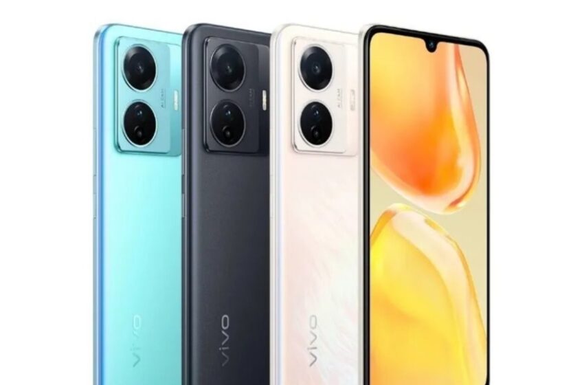  Vivo Launched their Colour Changing Phone.